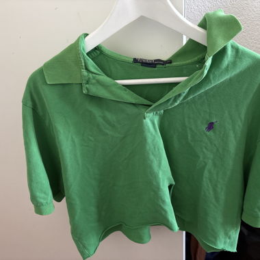 green cropped shirt