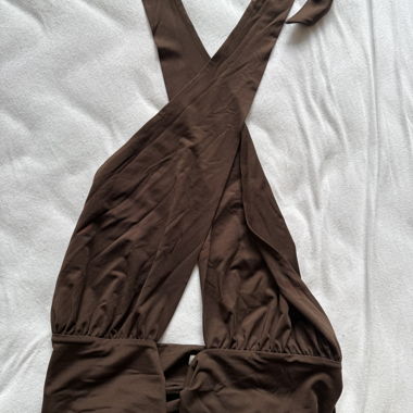 crop top marrone