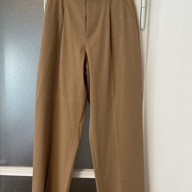 Uniqlo suit trousers
