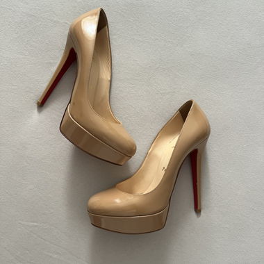 Christian Louboutin - Bianca Nude 