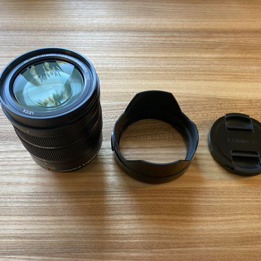 12-60mm: Leica DG Vario-Elmarit Objektiv. f2.8-4