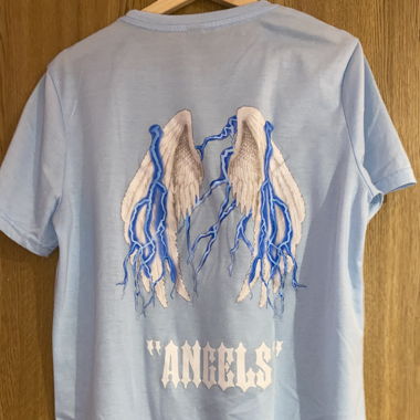 T- shirt