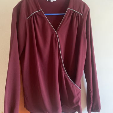 Blouse bordeaux à manches longues