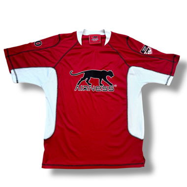 Airness Streetwear 00er rotes T-Shirt