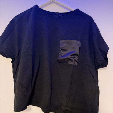 Black T-shirt