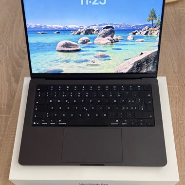 Apple MacBook Pro -M5 -512GB