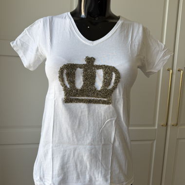 T-shirt bianco con strass e corona