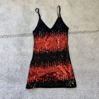 MANER BLACK AND RED SEQUIN PARTY DRESS