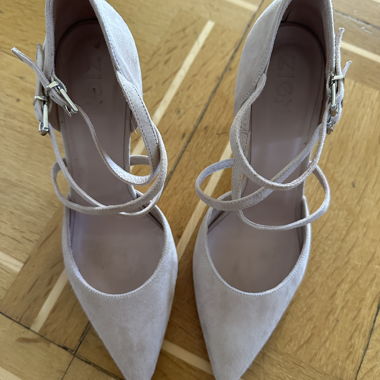 Schuhe mit Absatz