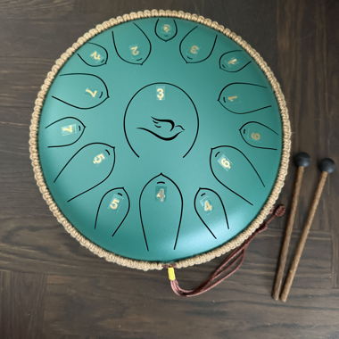 Handpan-Trommel mit Schlägeln