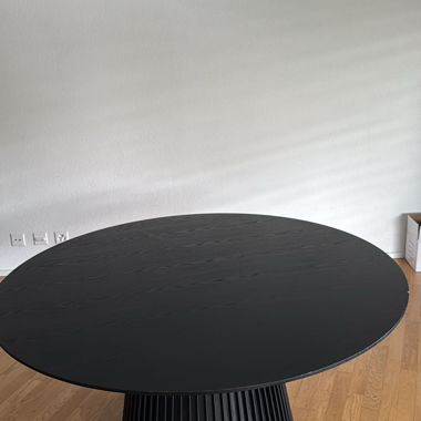 Table ronde noire