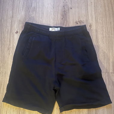 Schwarze Pull&Bear Sweatshorts