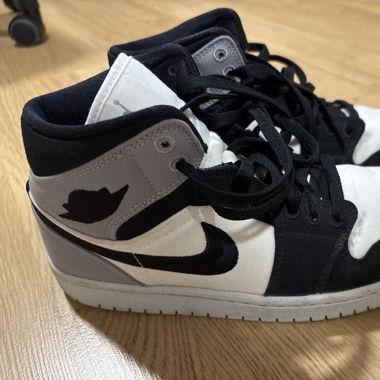 Nike Air Jordan 1 Mid Smoke Grey White Sneakers