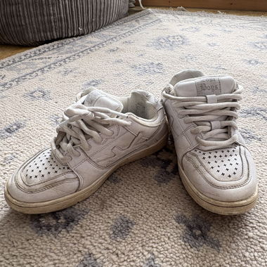 Lost Boys Low Top Sneaker EU 36 Weiss
