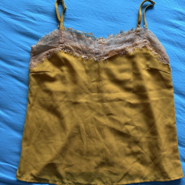 Hauts en Camisole à Finitions en Dentelle