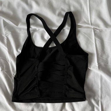 Sports top
