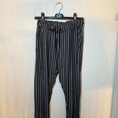Hosen, Gestreift, Grösse M
