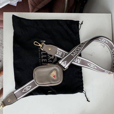 Maison Mollerus Bändel mit Tasche, Umhängetasche