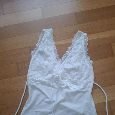 Weisses Tanktop