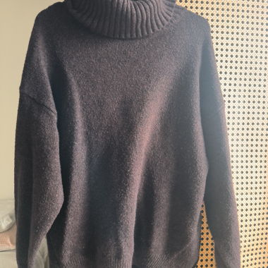 H&M Oversized Turtleneck Jumper (Brown)