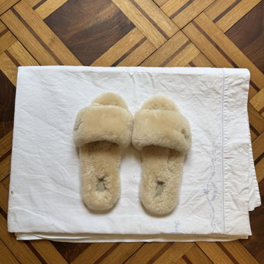 UGG Fluffy Slippers