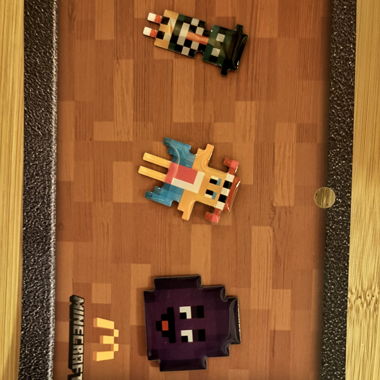 Cornice decorativa Minecraft con pin