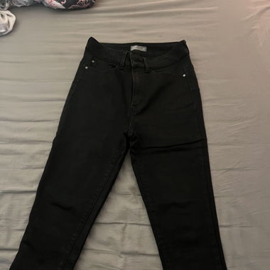 Pantaloni neri