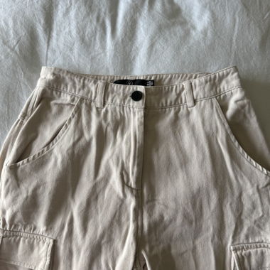 Beige Cargo Hose