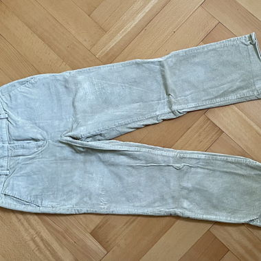 Pantaloni in velluto a coste (chino)