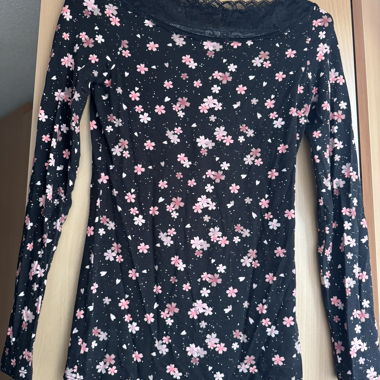 T-shirt a maniche lunghe con motivo floreale