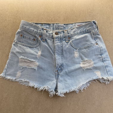 Short en jean Levis