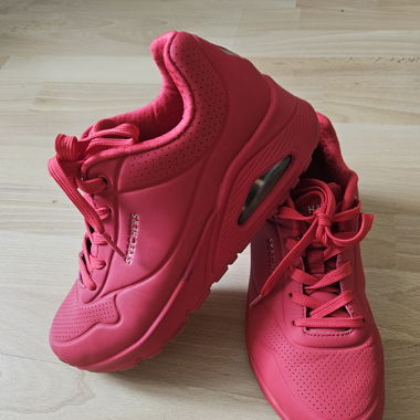 Skechers Uno Stand