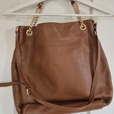 Braune Ledertasche
