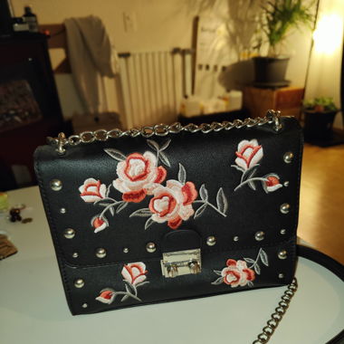 Handtasche