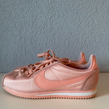 Nike cortez sneaker