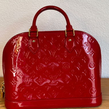 Louis Vuitton Alma PM MV CERISE /RED