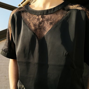 T-shirt noir avec dentelle et dos nu - Morgan