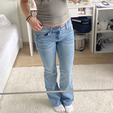 Flared Jeans