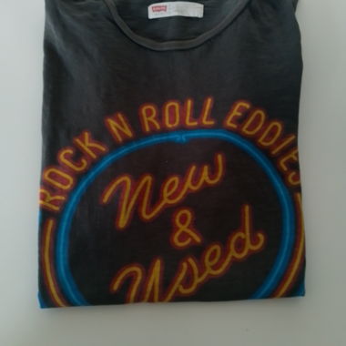 T-shirt grafica Levi's