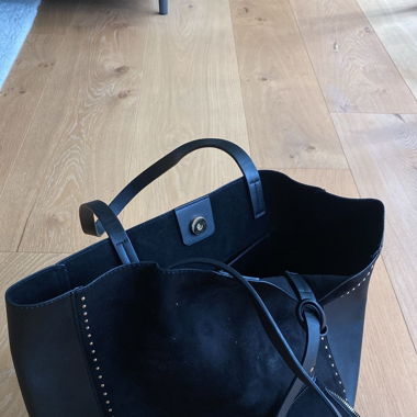 Handbag