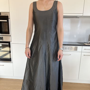 Abendkleid elegant festlich metallic