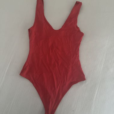 Roter Body Grösse S