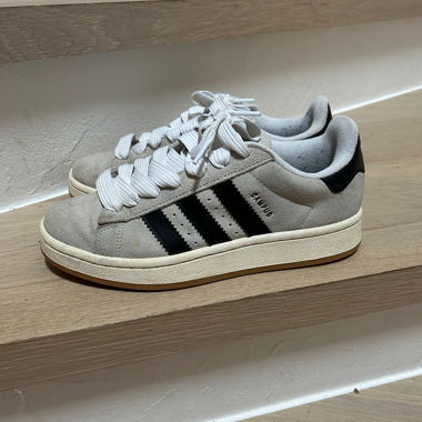 Paire de campus adidas 