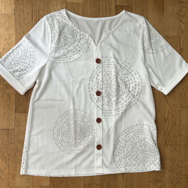 Women’s White T-Shirt XL