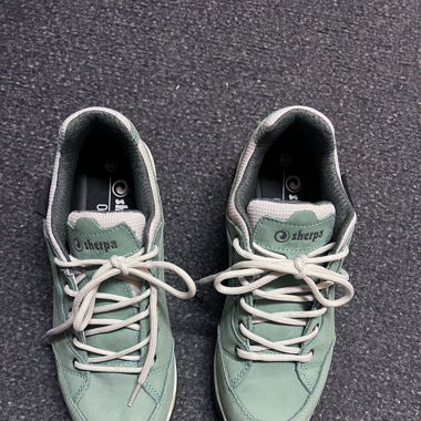SHERPA TREKKINGSCHUH