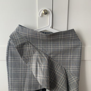 Business Rock (High Waist, Volant)