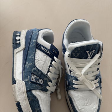 Louis Vuitton Sneaker