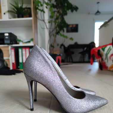 high heels