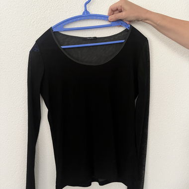 Black long-sleeve mesh top