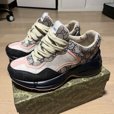 Gucci Rython Size 42